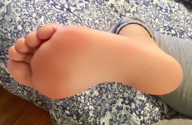 Feet jessica steen Actresse Jessica